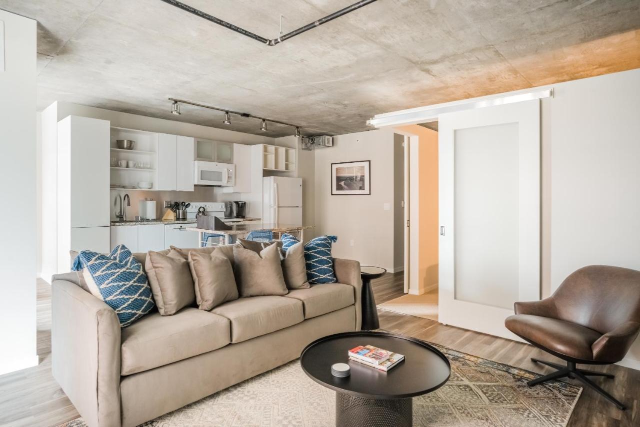 Mint House - Downtown West 4* Minneapolis