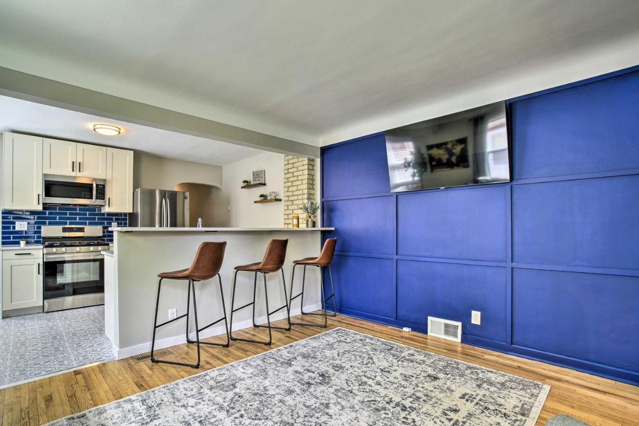 Cozy Wifi, Parking, 5 Mi To Dtwn Mpls! Holiday home