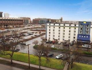 Days By Wyndham Ave Se Hotel
