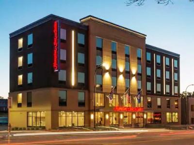 Hotel Hampton Inn And Suites Minneapolis University Area, Mn