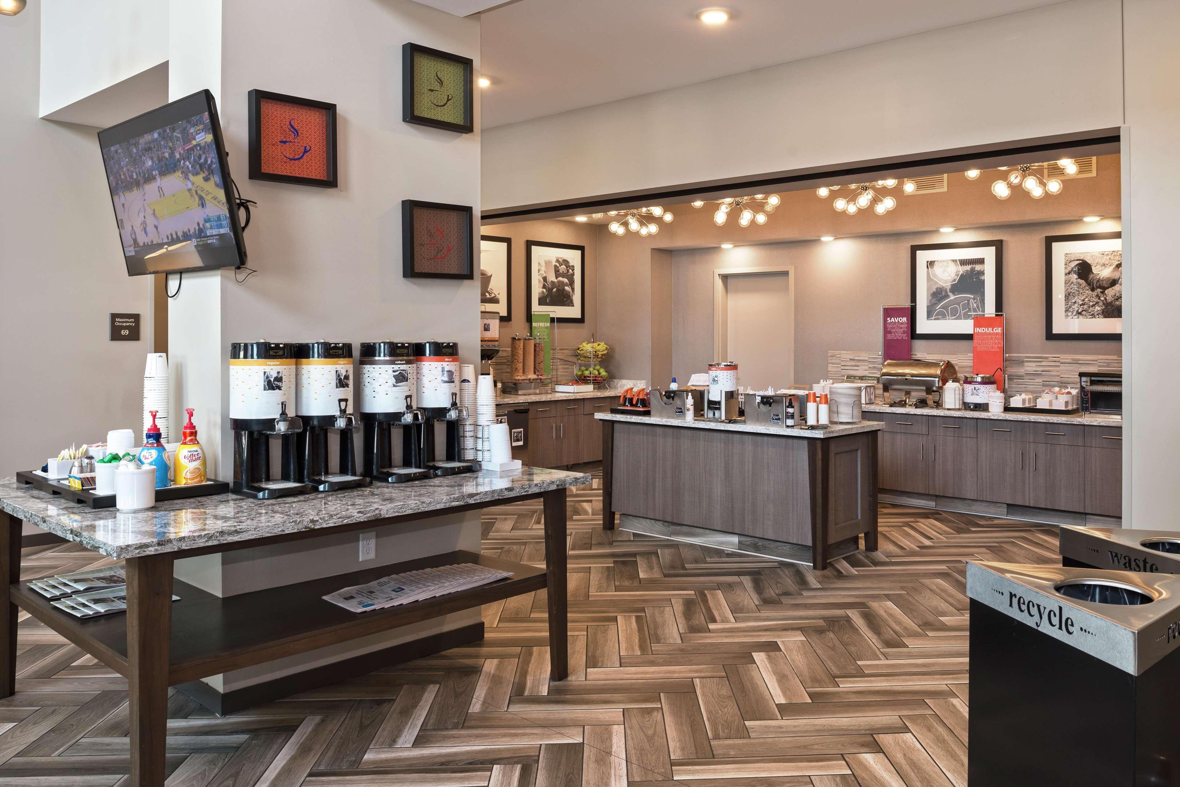 Hotel Hampton Inn And Suites Minneapolis University Area, Mn Minneapolis
