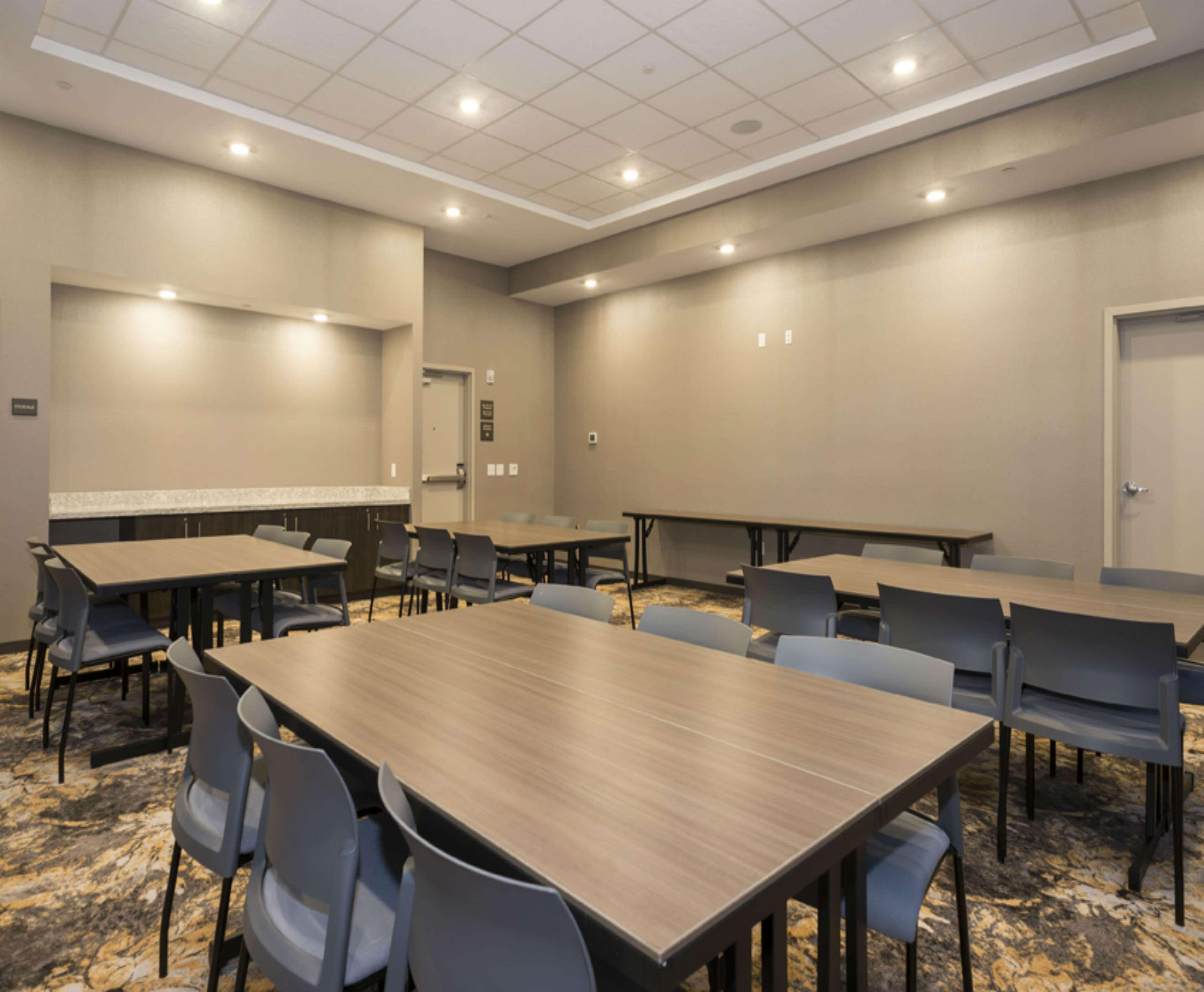 Hampton Inn And Suites Minneapolis University Area, Mn