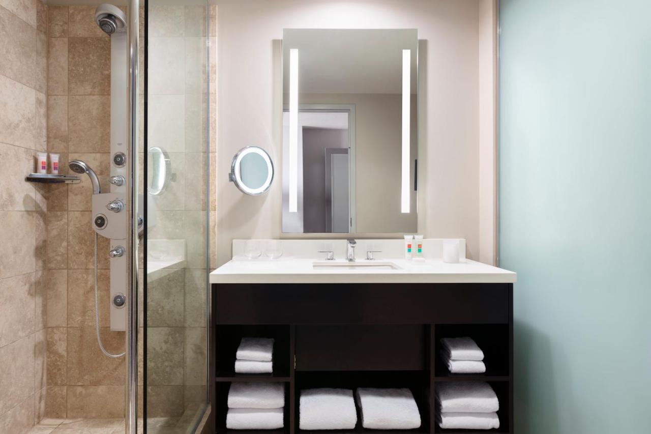 The Lofton Minneapolis, Tapestry Collection By Hilton Hotel Minneapolis
