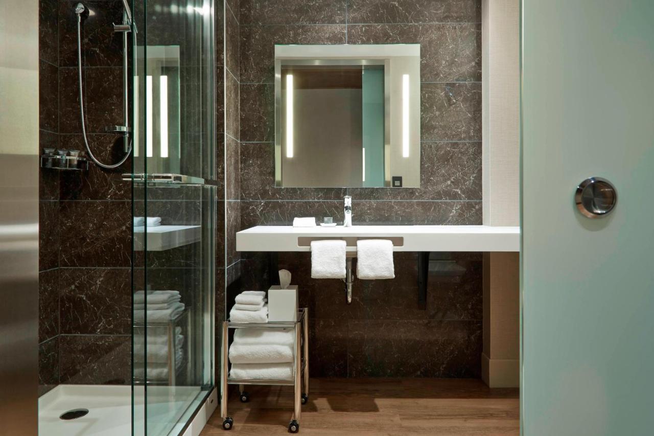 Ac Hotel By Marriott Minneapolis Downtown Minneapolis