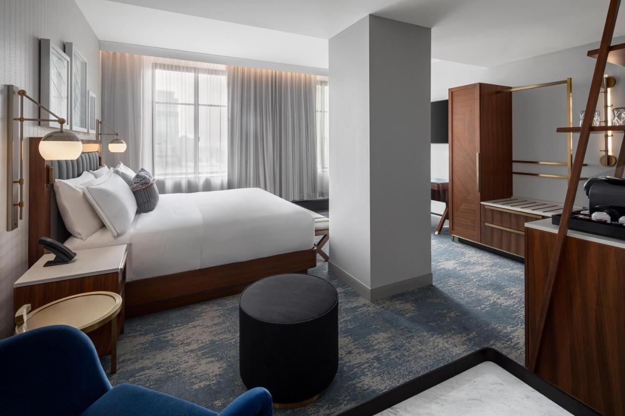 Rand Tower Hotel, Minneapolis, A Tribute Portfolio