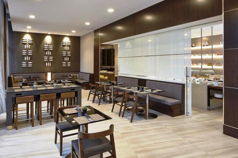 Ac Hotel By Marriott Minneapolis Downtown Hotel