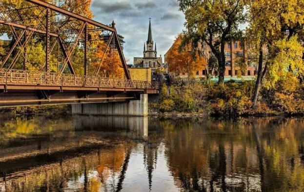 Nicollet Island