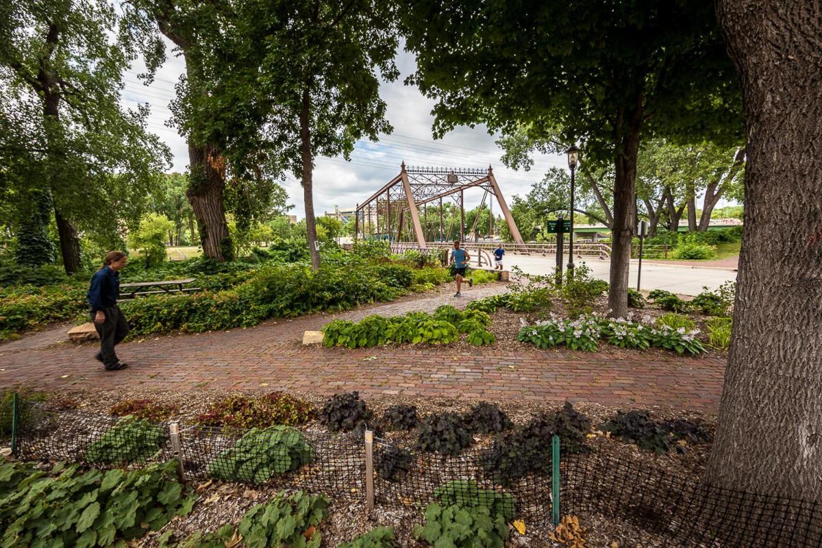 Nicollet Island 3*