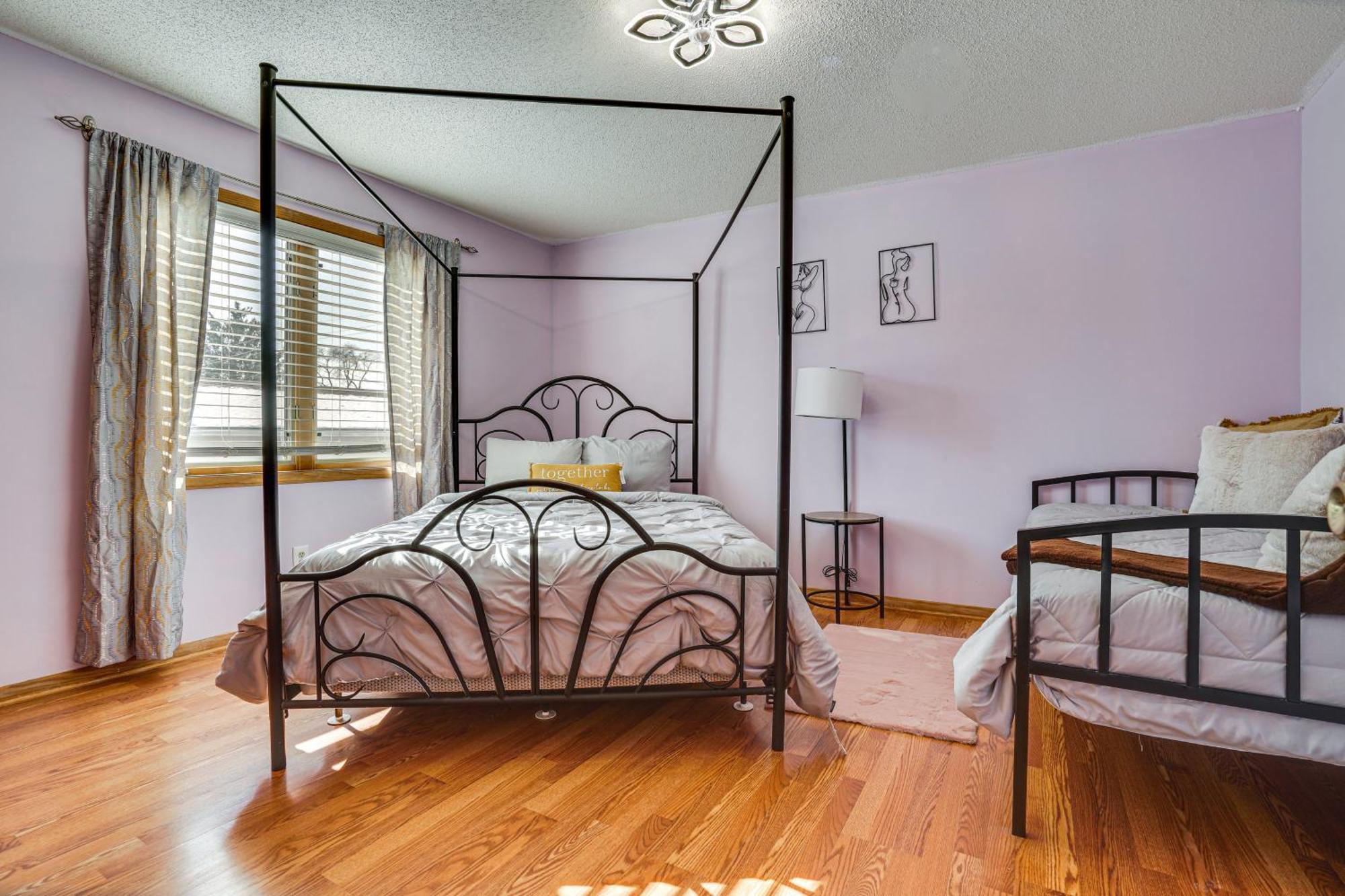 Family Less Than 6 Mi To Boom Island Park Holiday home Minneapolis