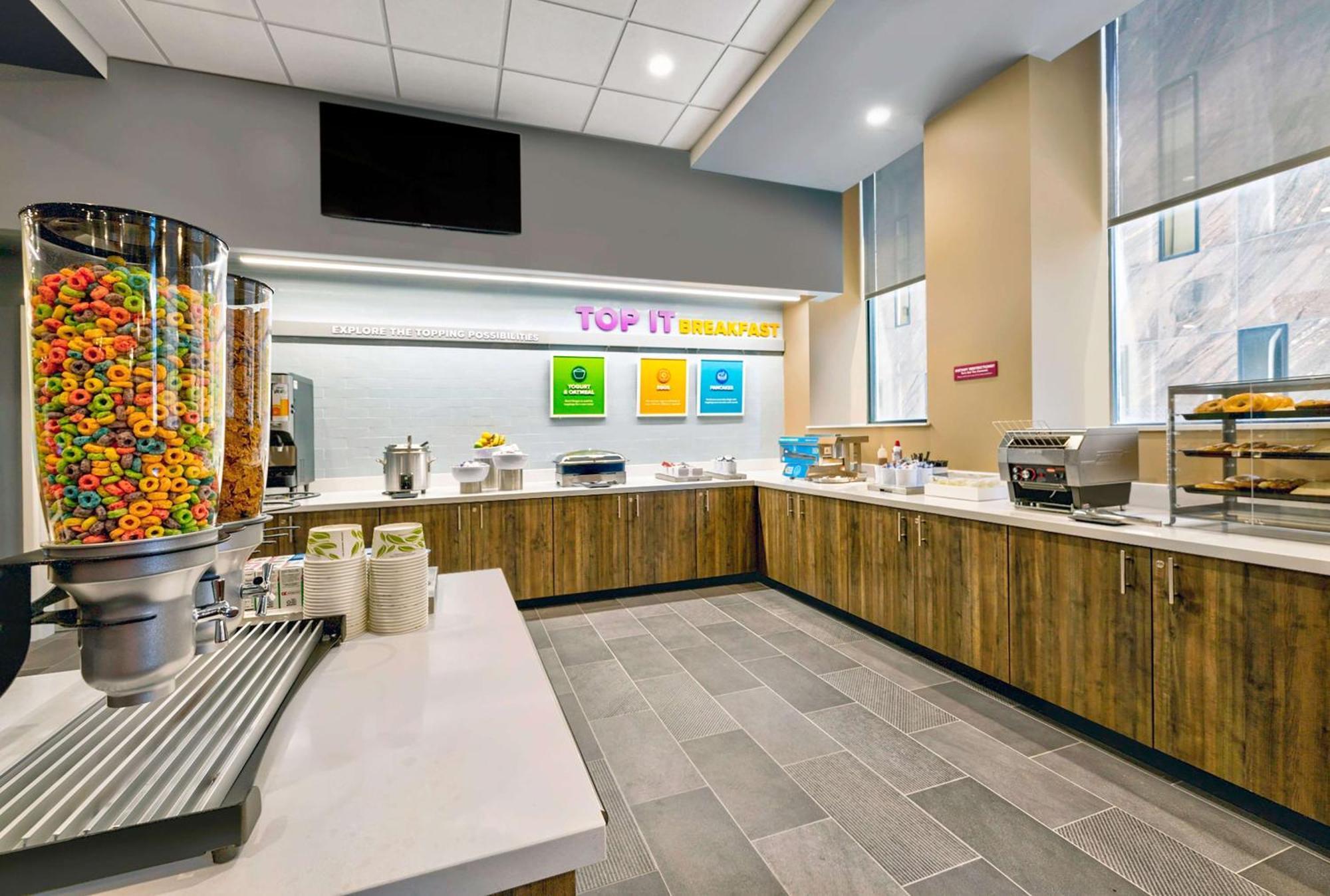 Tru By Hilton Downtown Hotel Minneapolis