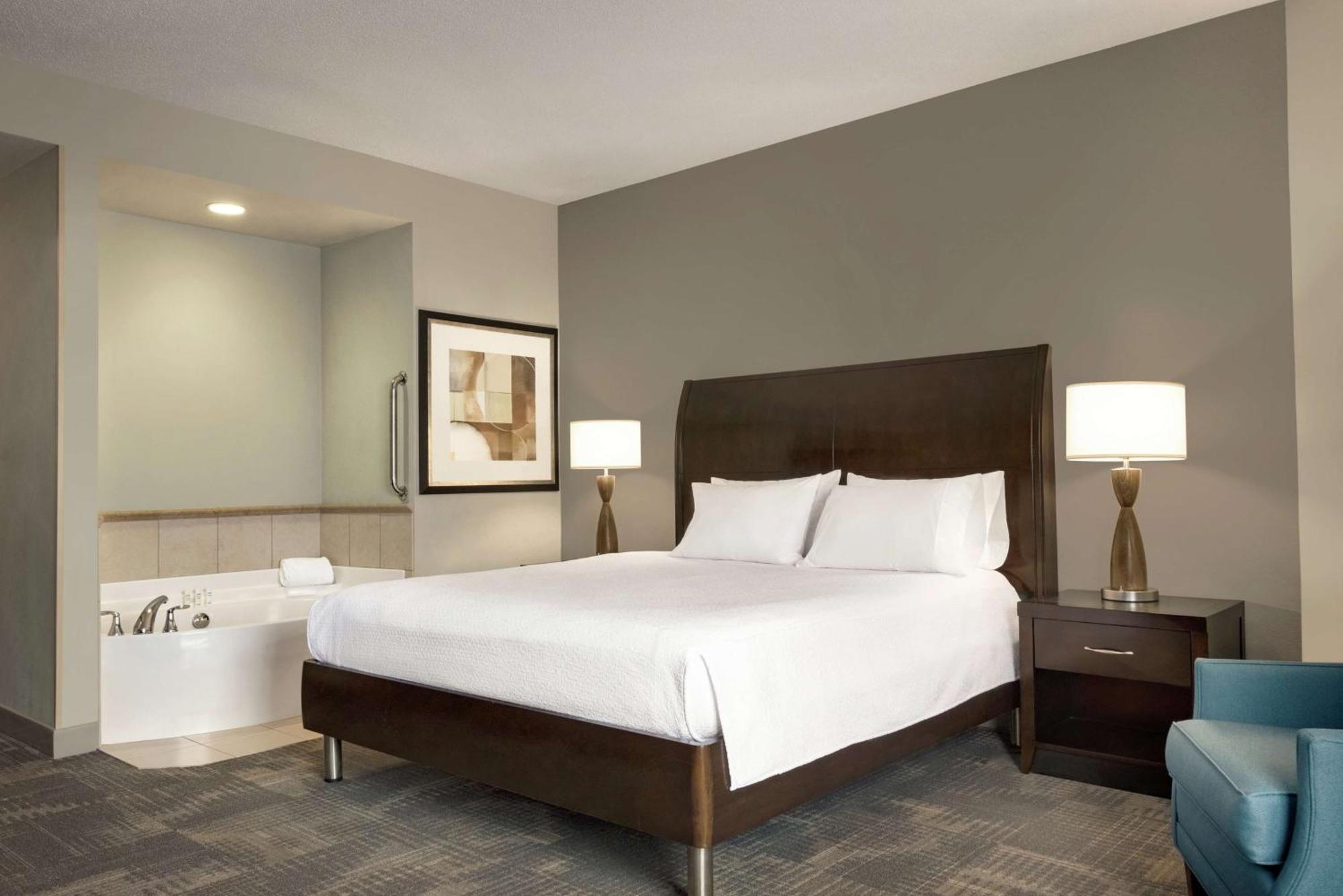 Hilton Garden Downtown Minneapolis