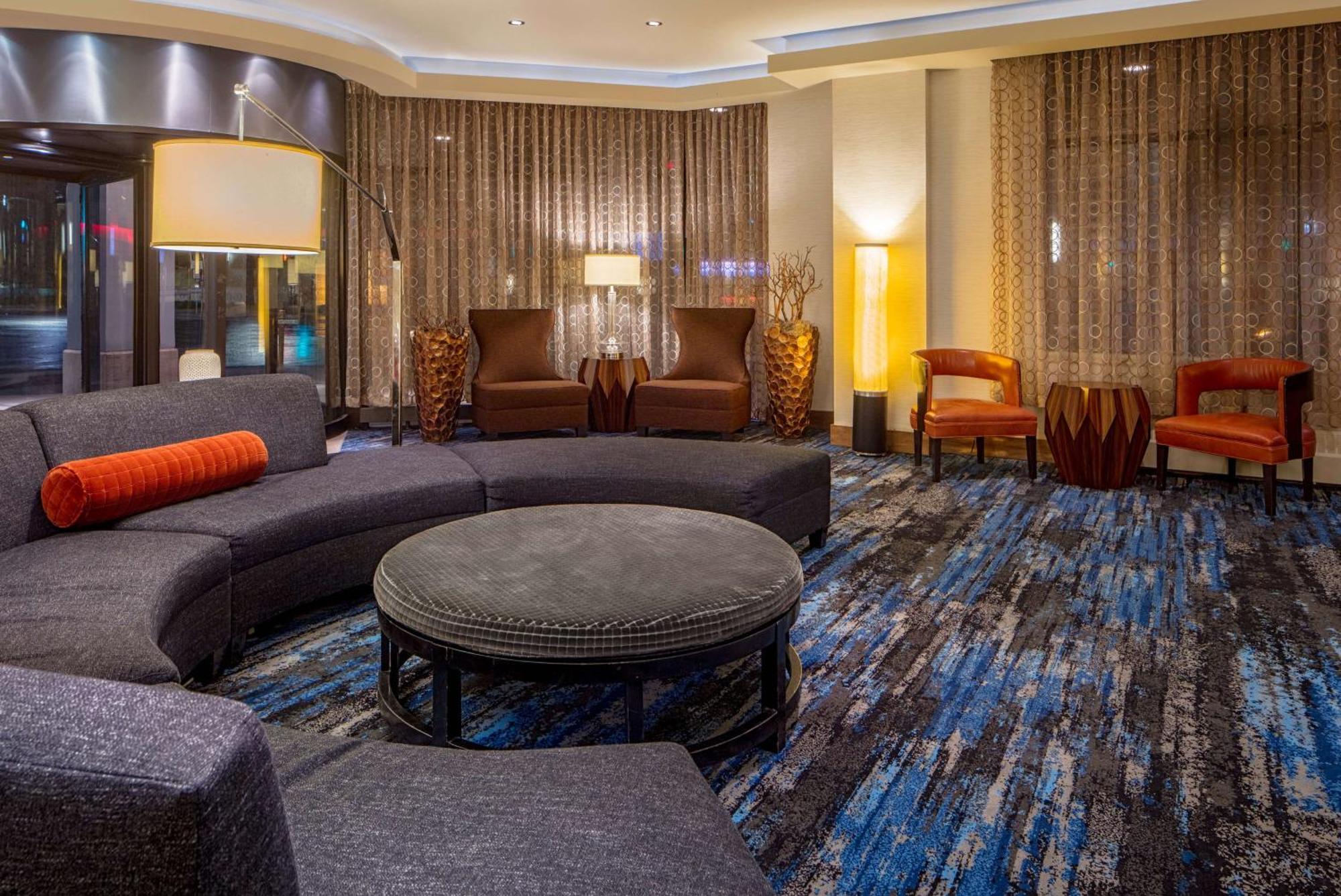 Doubletree By Hilton Downtown Minneapolis