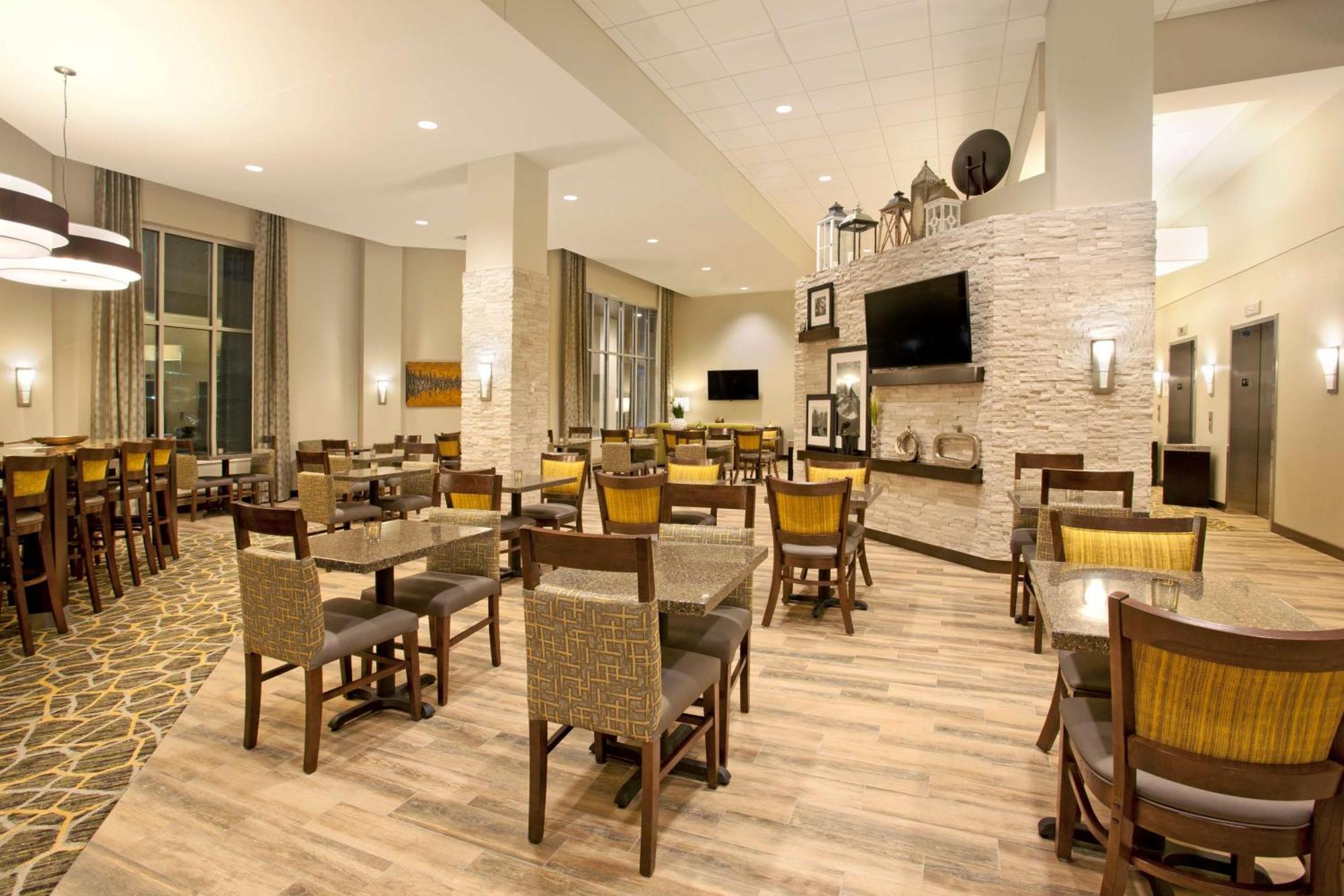 Hotel Hampton & - Minneapolis/downtown 3*