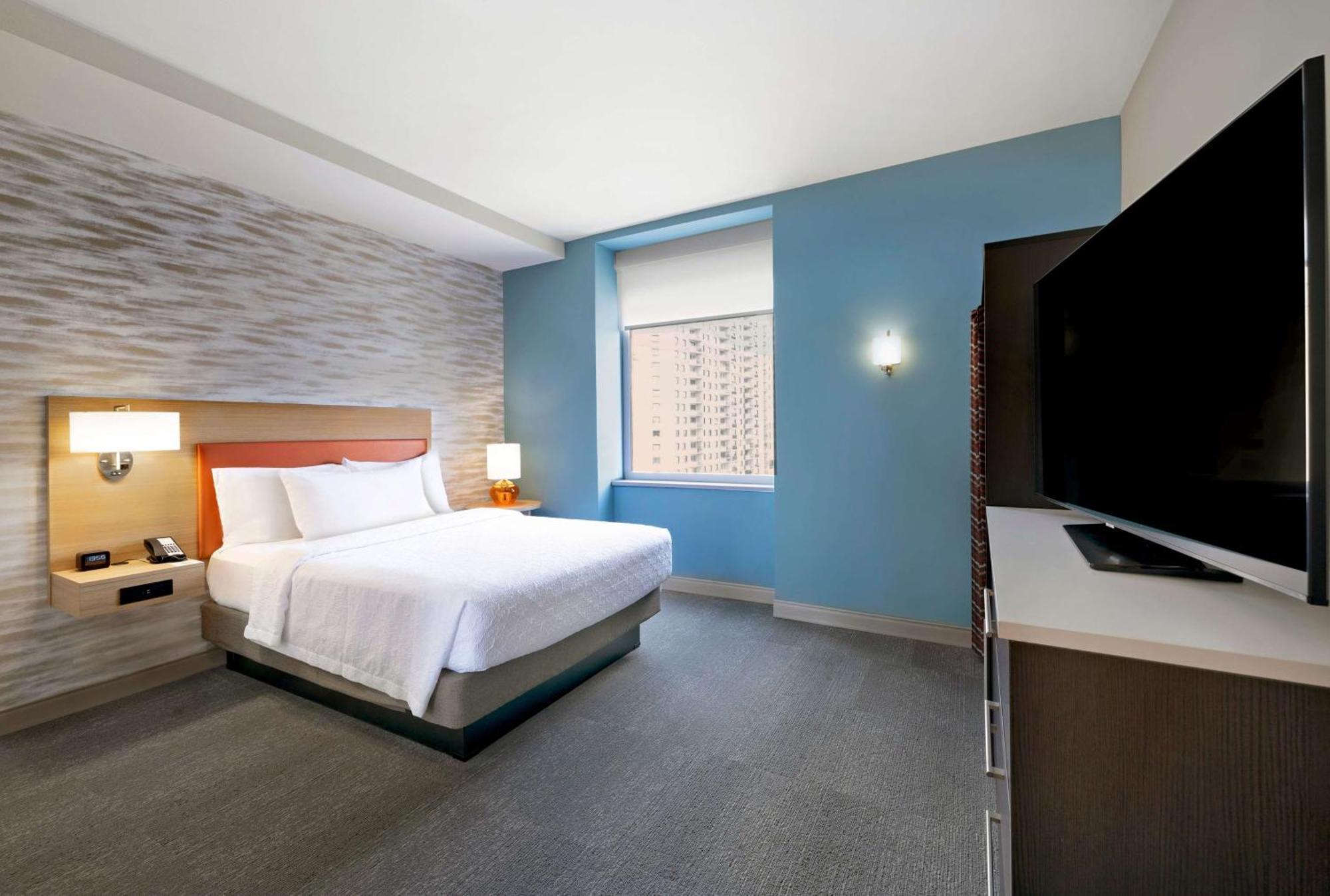 Home2 By Hilton Downtown Minneapolis