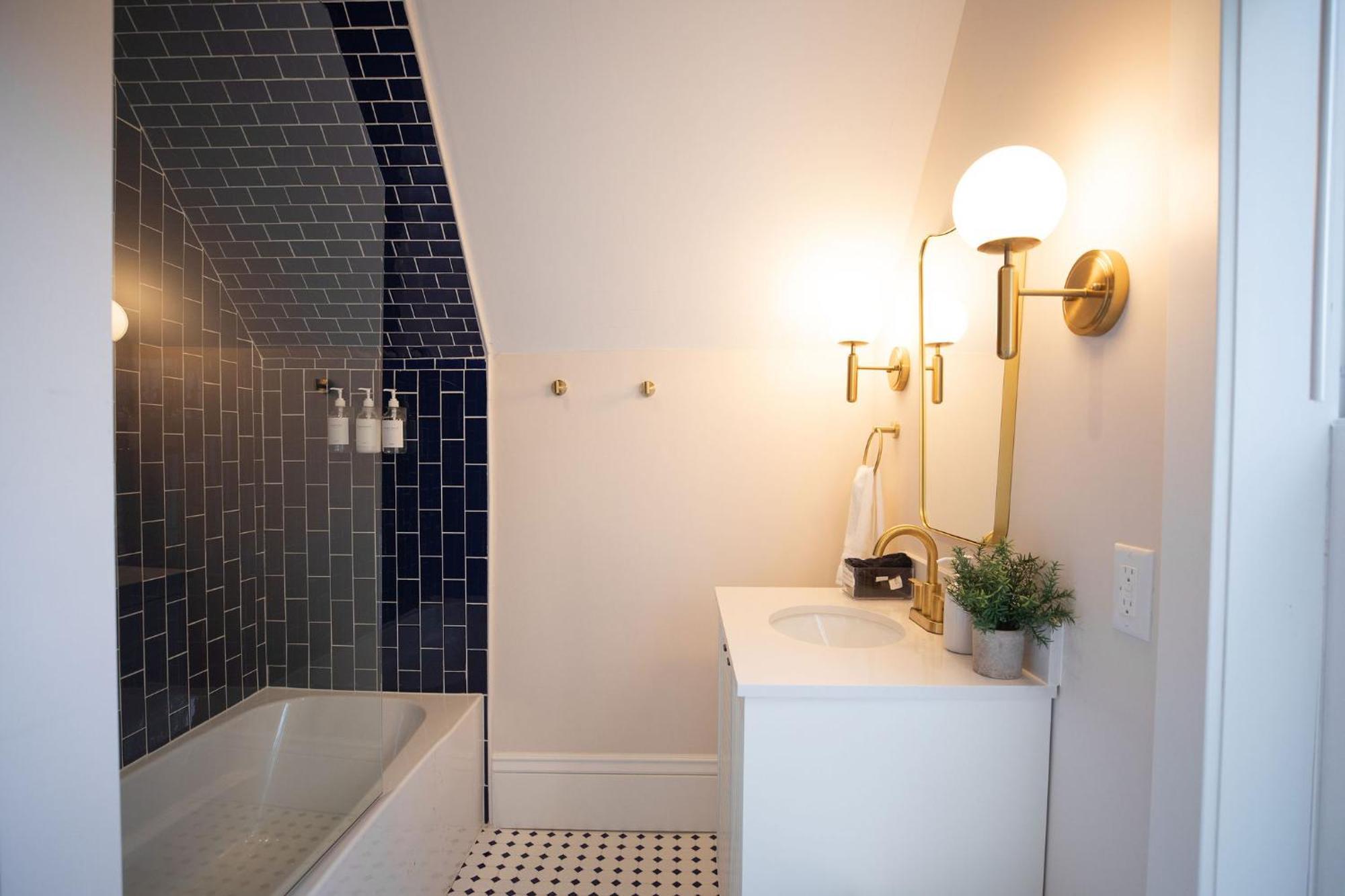 Heart Of Twin Cities Holiday home Minneapolis