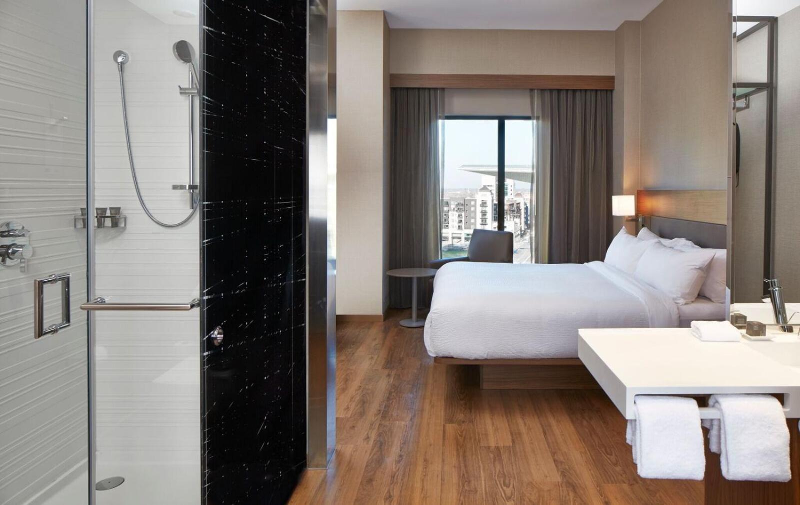 Ac Hotel By Marriott Minneapolis Downtown Minneapolis