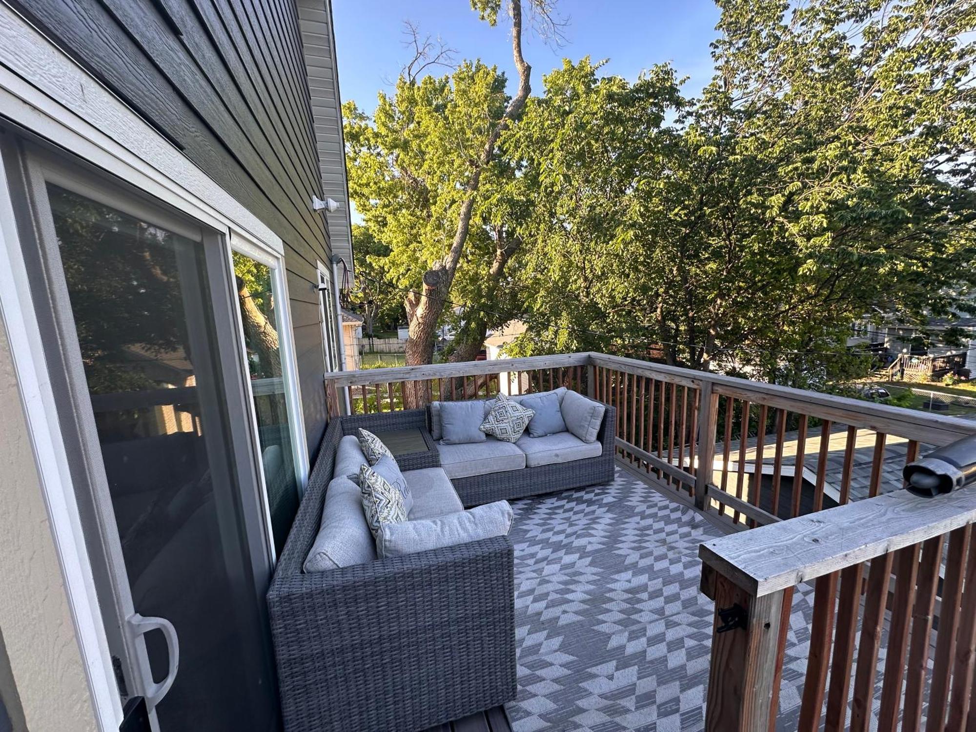 Modern Urban Oasis Gem Near Everything Minneapolis