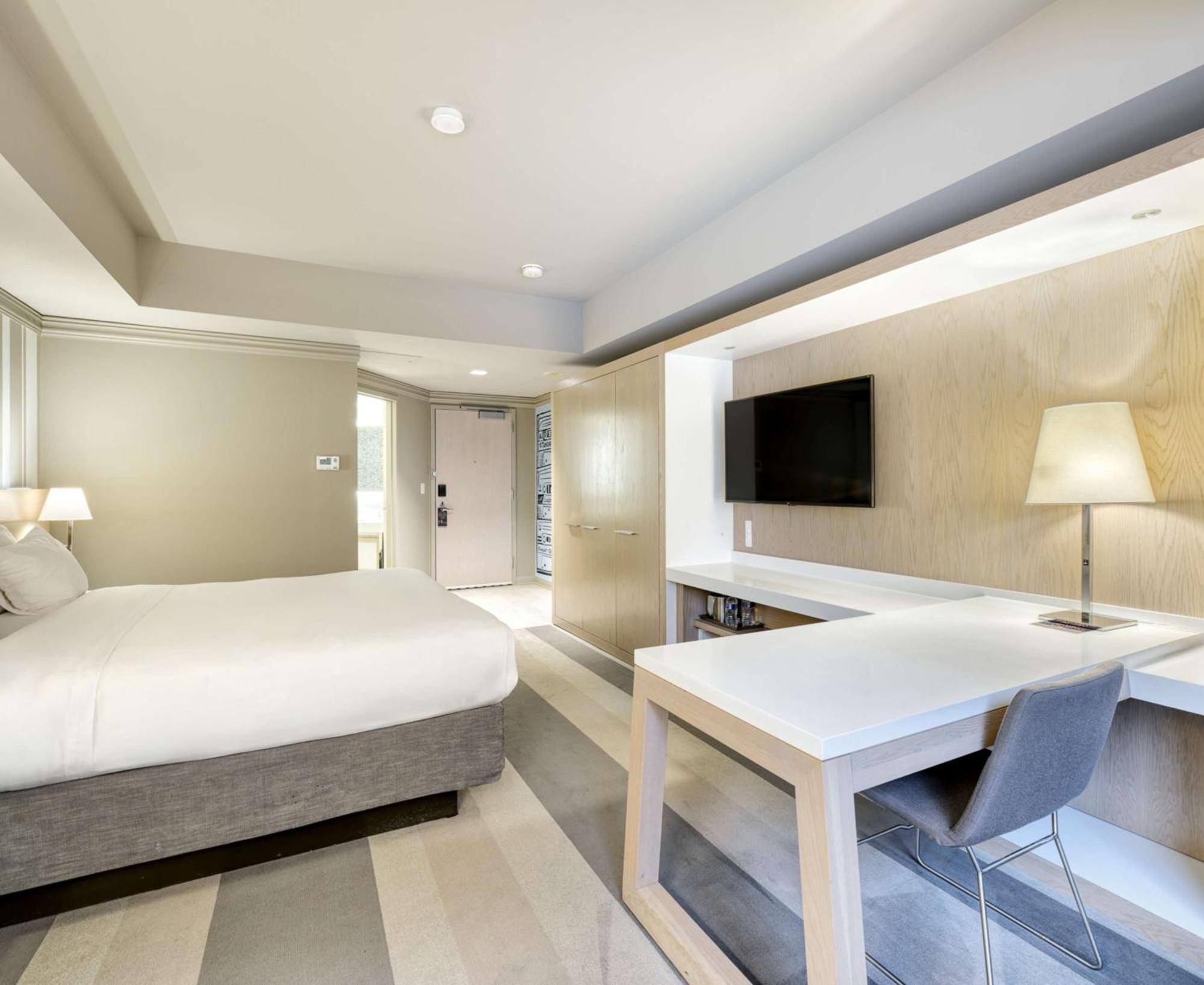 Hotel The Royal Sonesta Downtown
