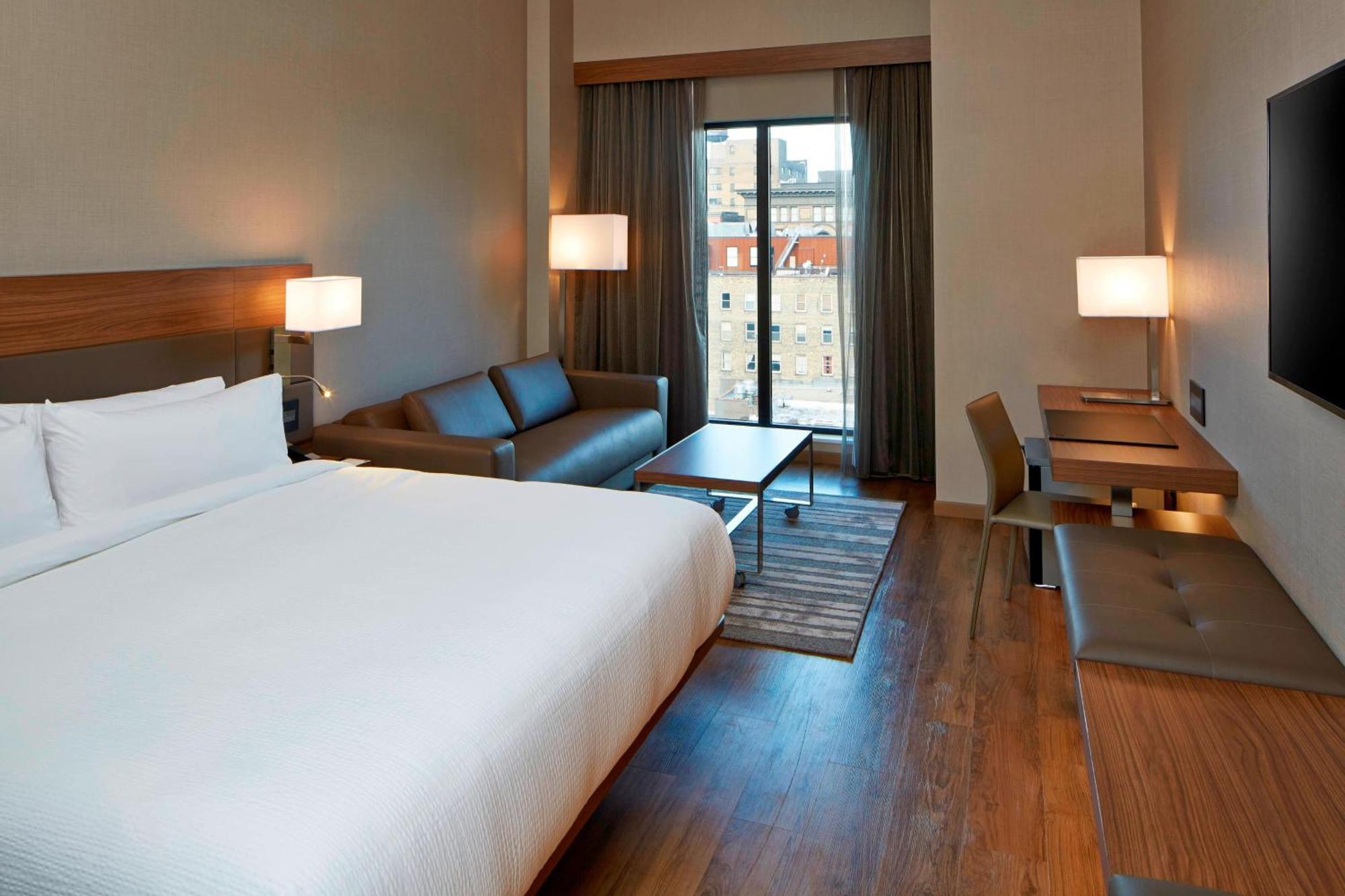 Hotel Ac Hotel By Marriott Minneapolis Downtown Minneapolis