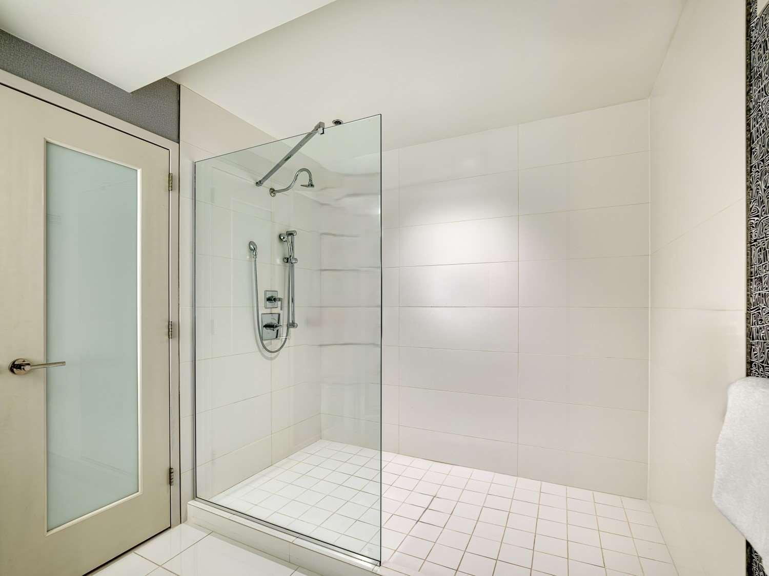 Hotel The Royal Sonesta Downtown 5*