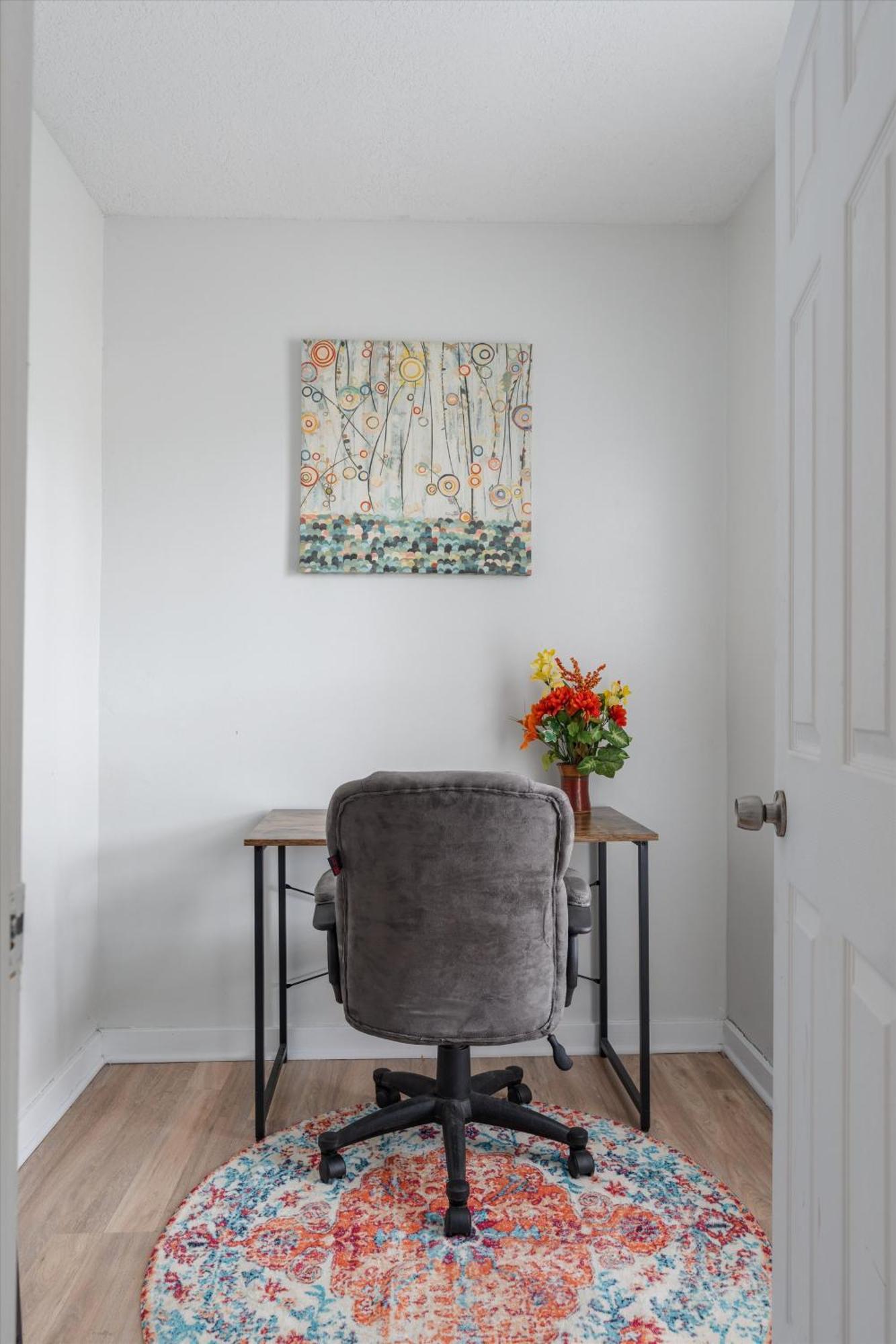 Apartment Dahlia - In Quiet Corcoran Neighborhood With Easy Access To Downtown *