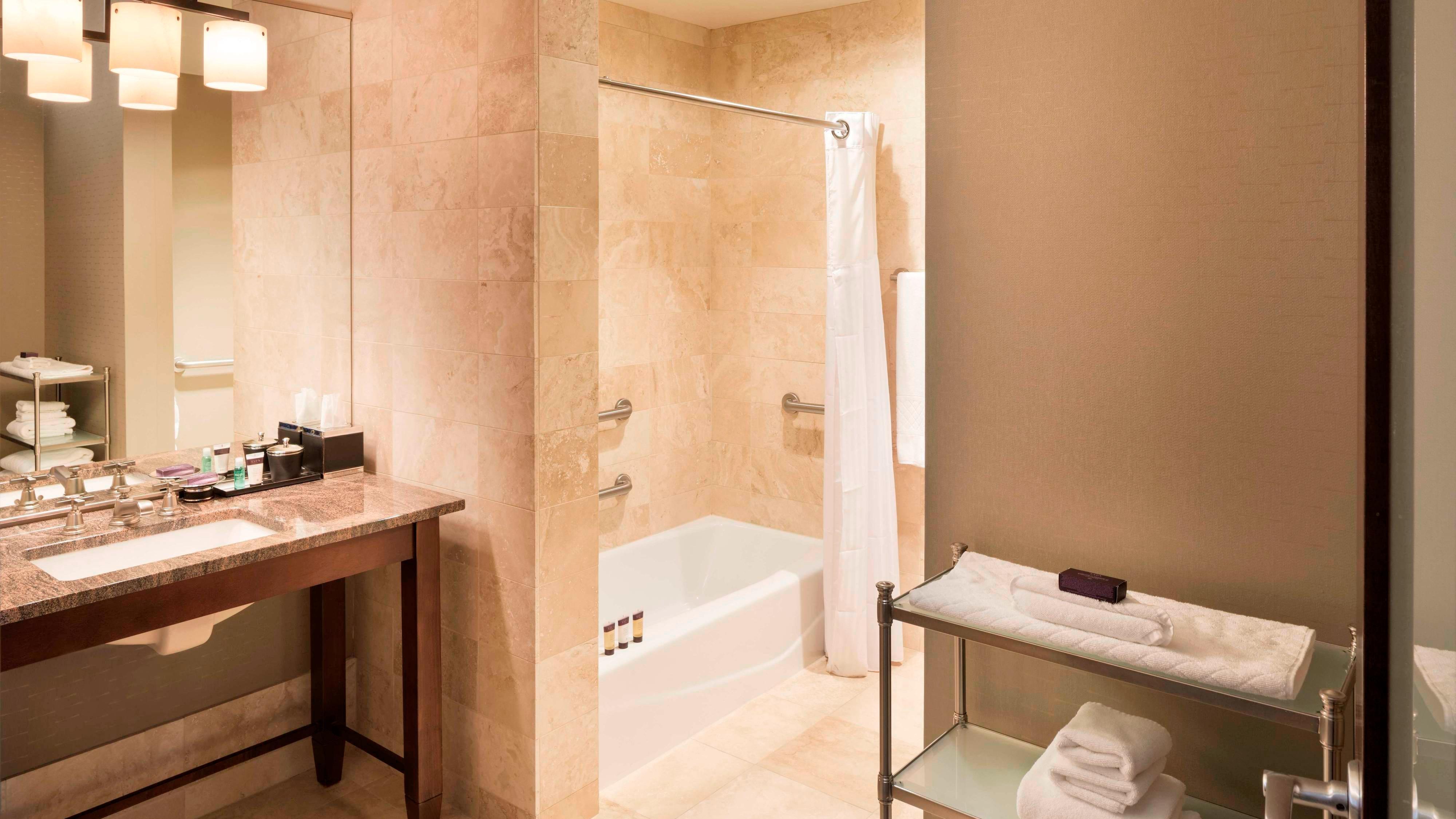 Ivy, A Luxury Collection Hotel, 4* Minneapolis