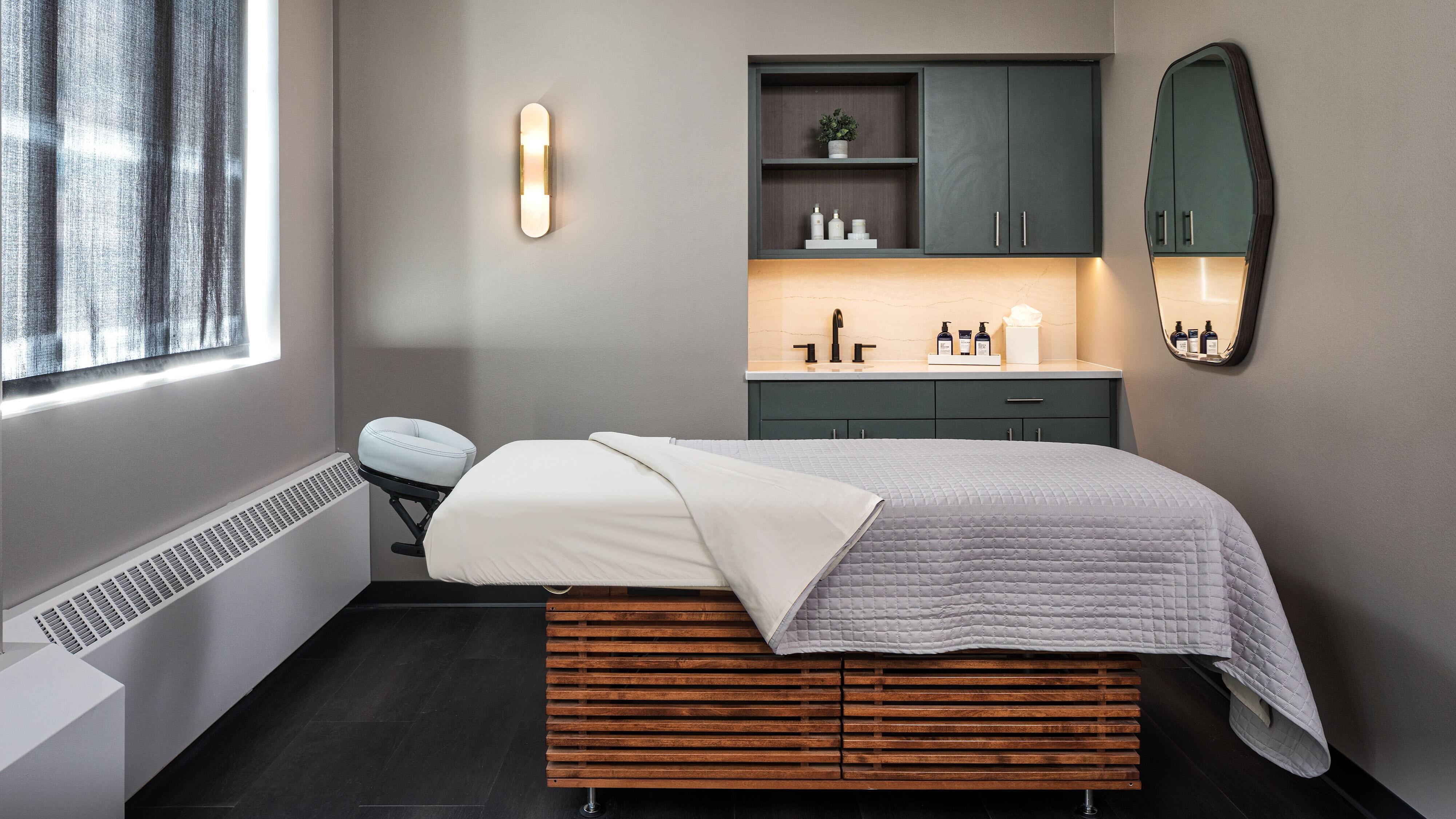 Hotel Ivy, A Luxury Collection Hotel,