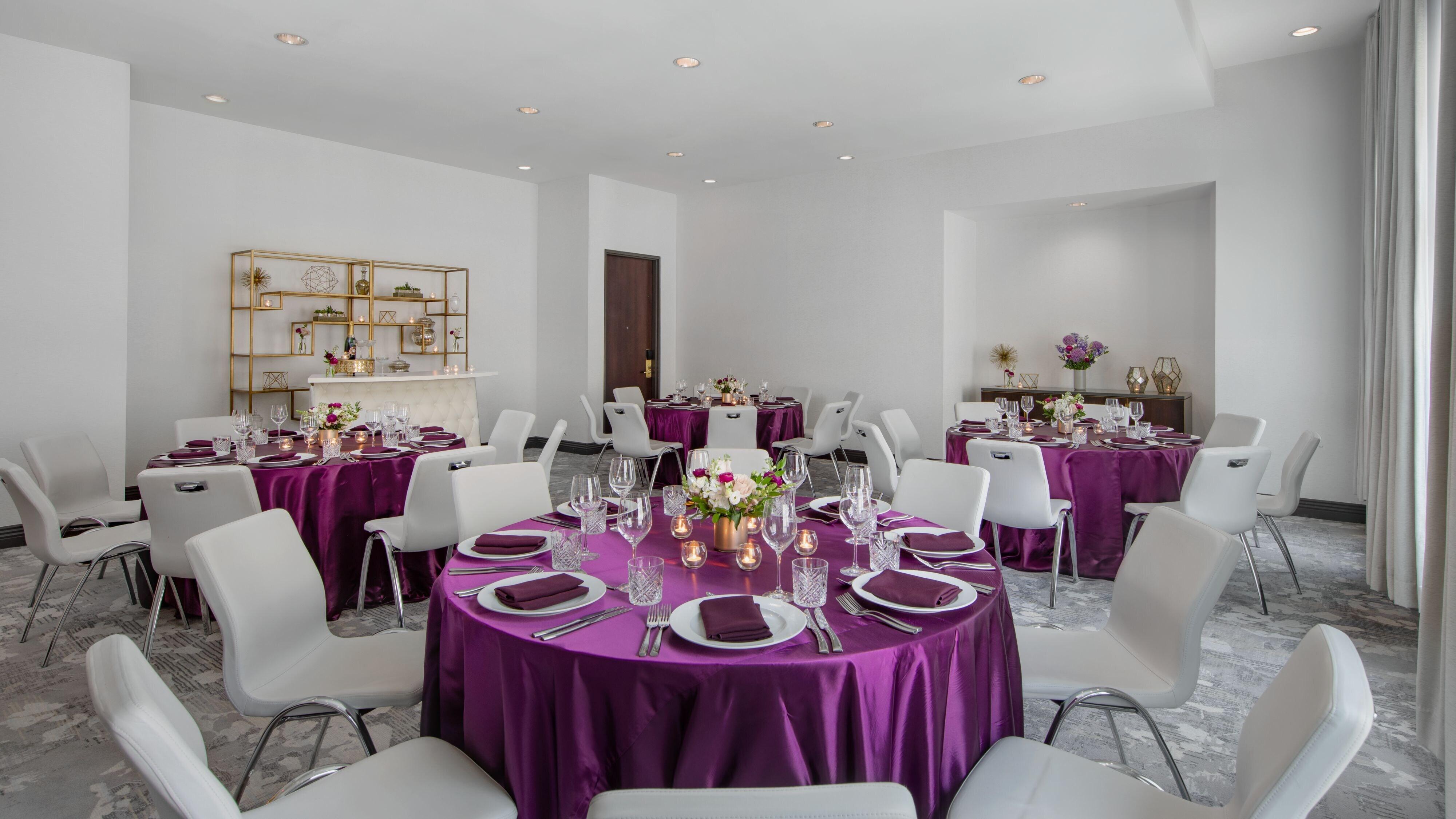 Ivy, A Luxury Collection Hotel, 4*