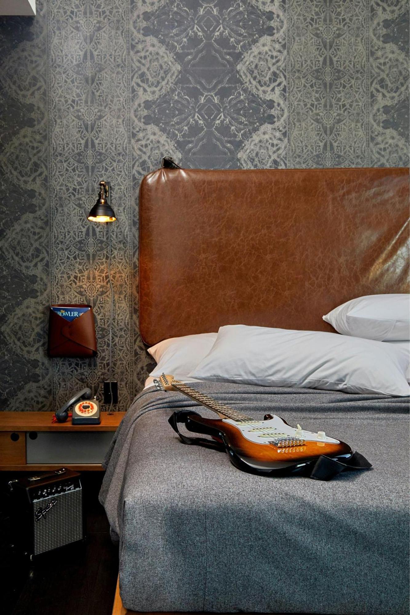 Moxy Uptown Hotel 2*