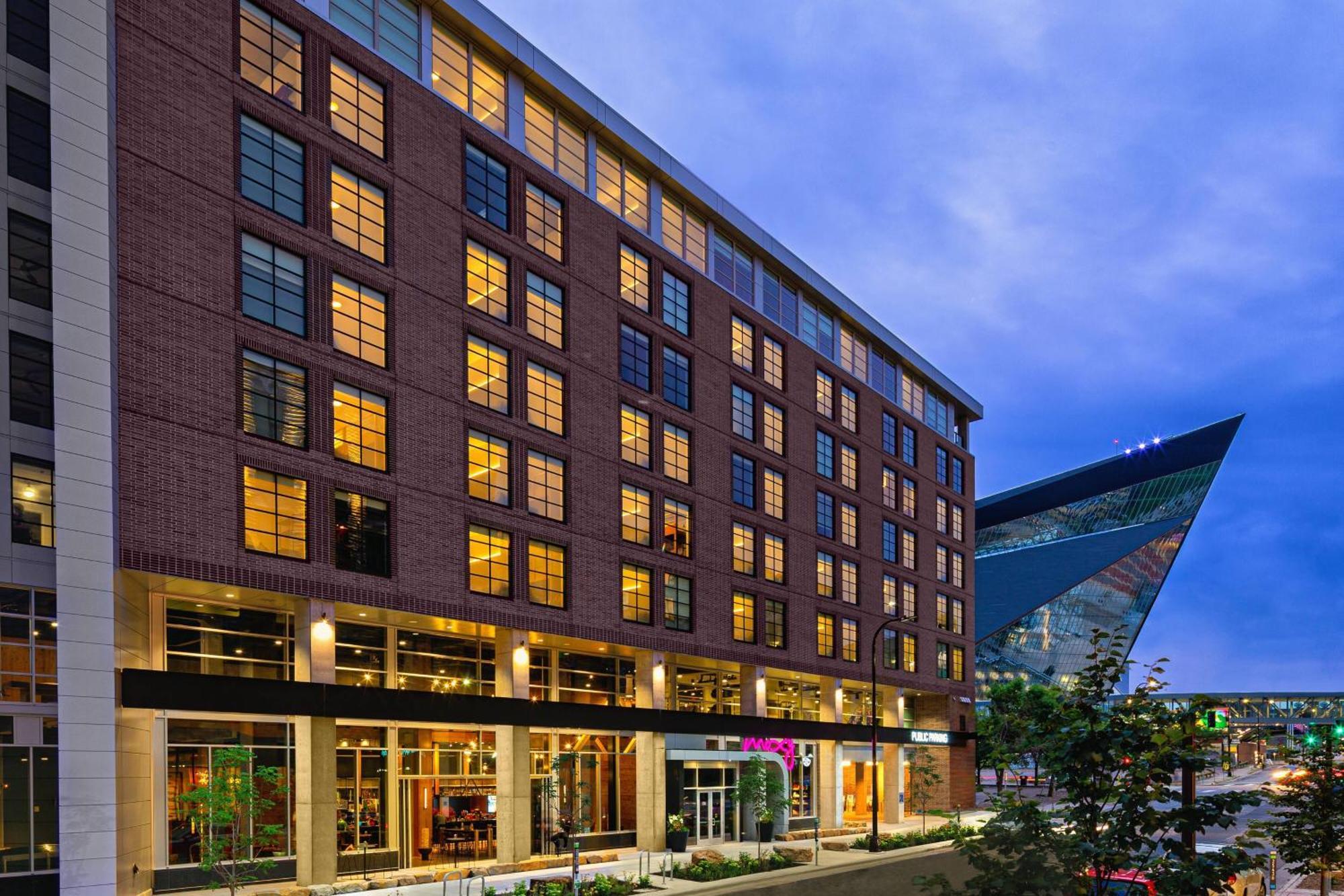 Moxy Downtown