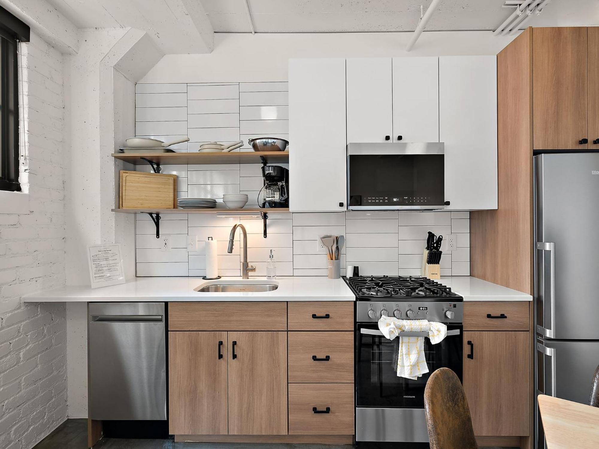 Two Cozysuites Nlg With Pool Bowling Alley Sauna #01 & 11 Minneapolis