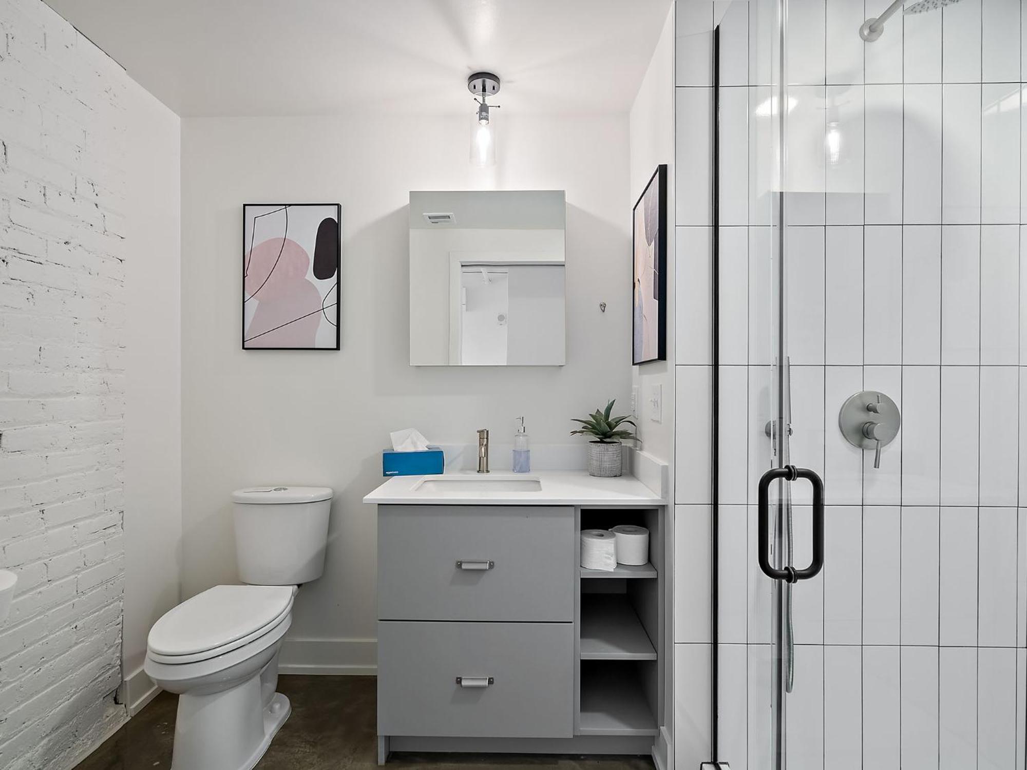 Two Cozysuites Nlg With Pool Bowling Alley Sauna #12 & 8 * Minneapolis