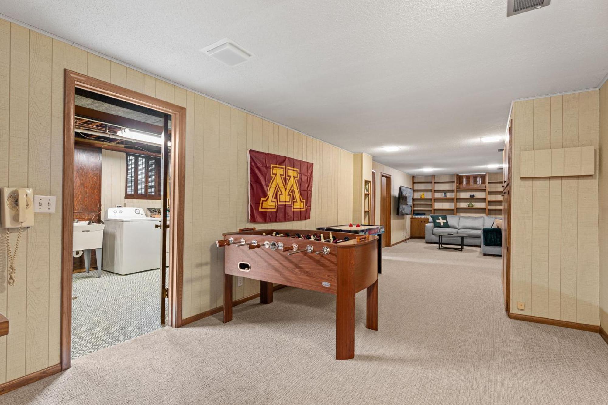 Minikahda Vista * Minneapolis