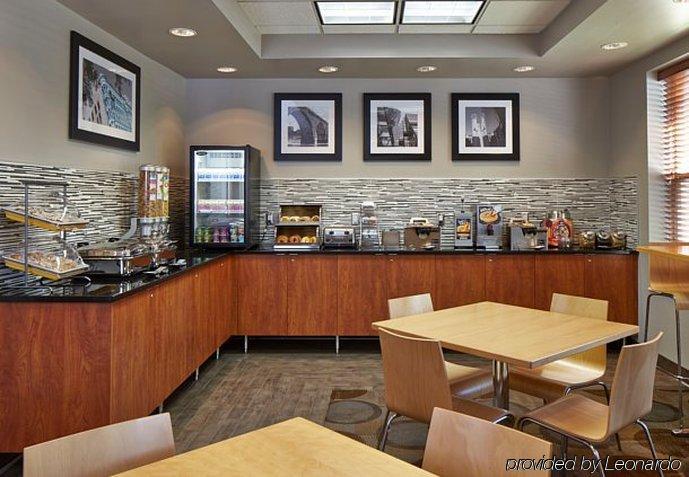 Towneplace By Marriott Downtown/north Loop Hotel 3*