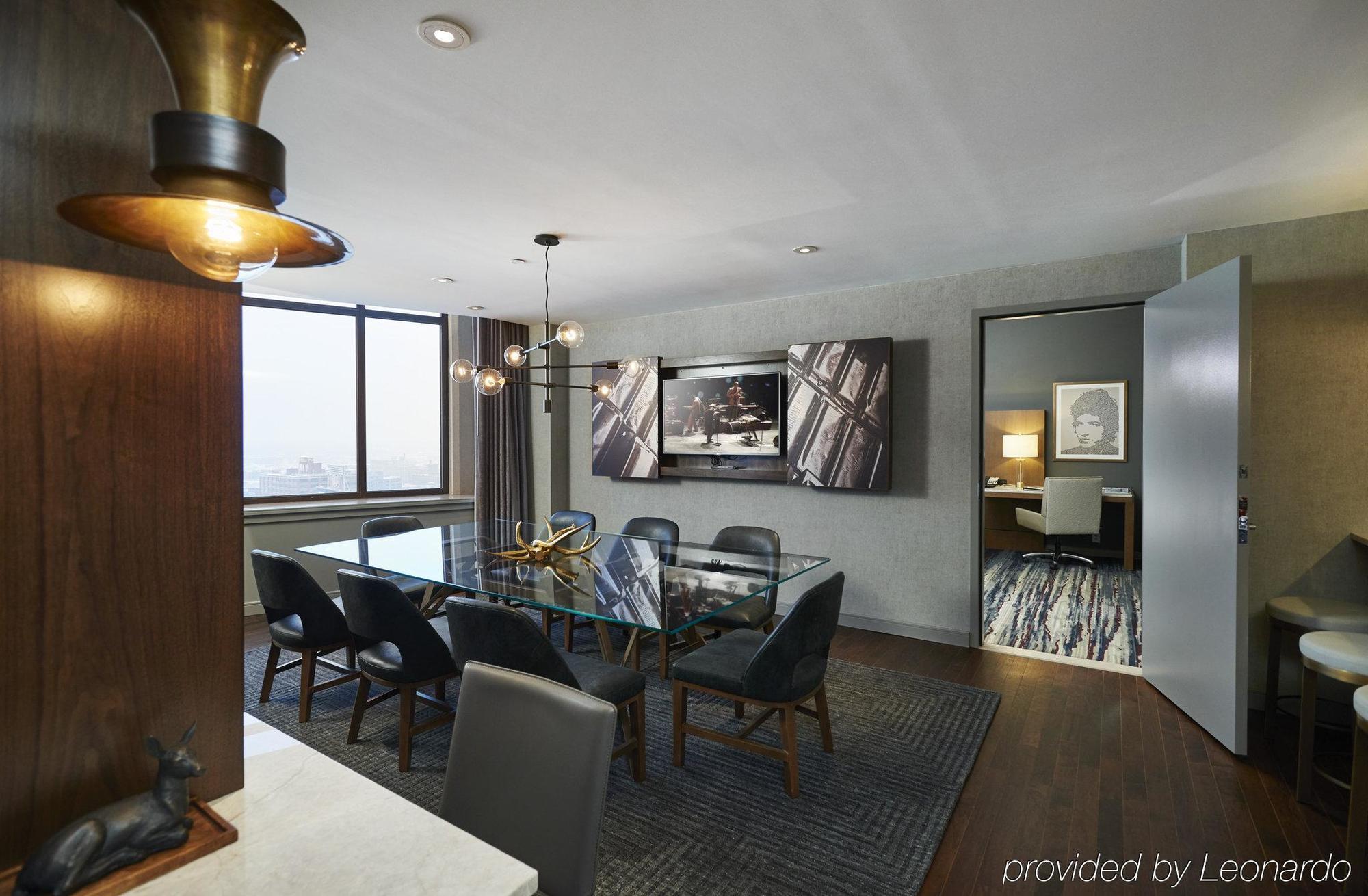 The Lofton Minneapolis, Tapestry Collection By Hilton Hotel