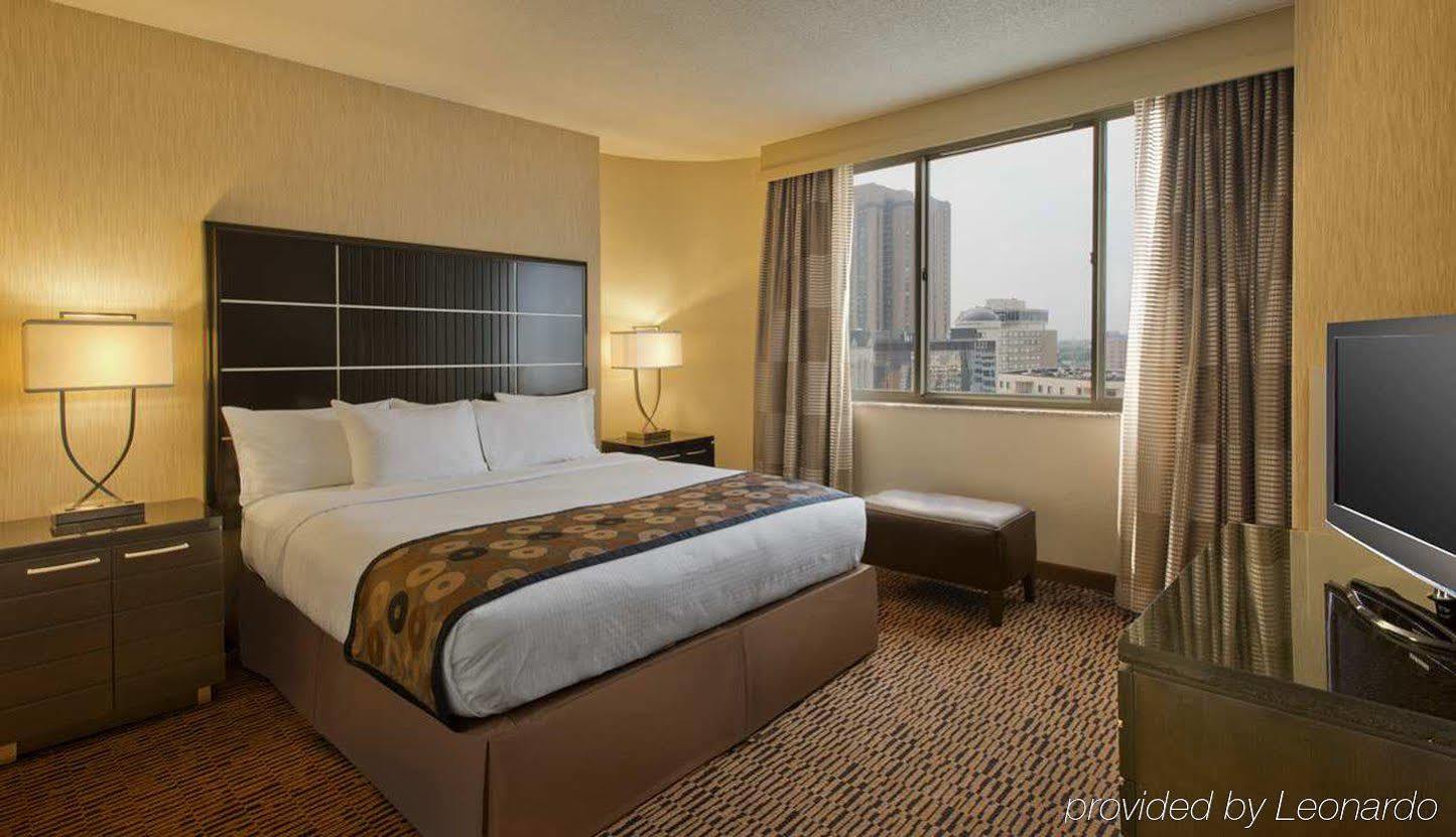 Doubletree By Hilton Downtown Minneapolis