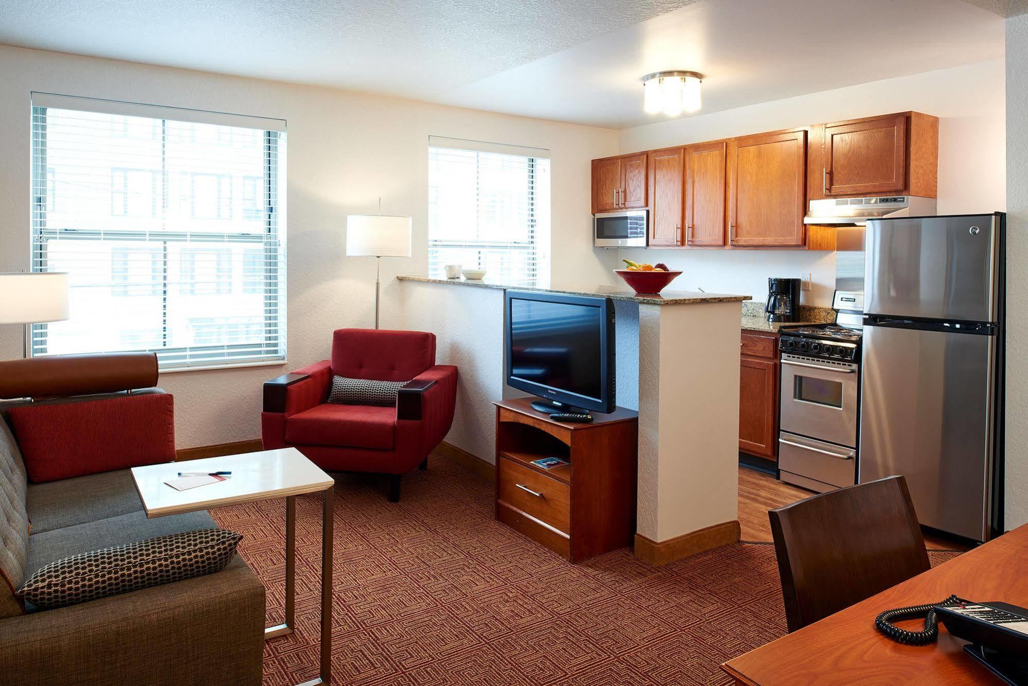 Towneplace By Marriott Downtown/north Loop Hotel 3*