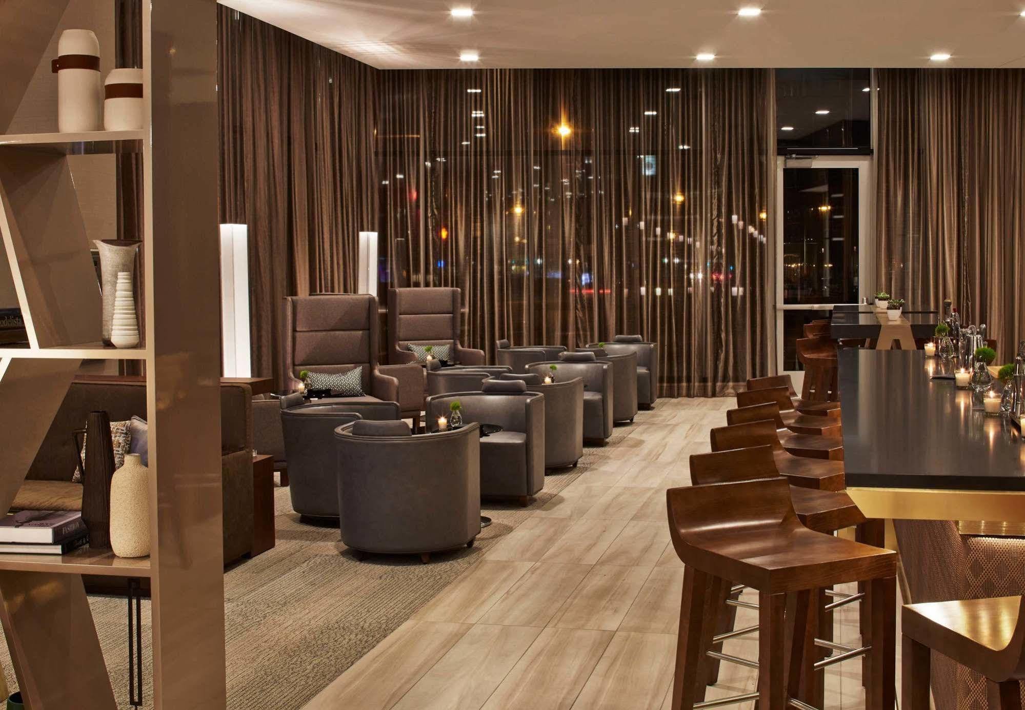 Ac Hotel By Marriott Minneapolis Downtown Hotel Minneapolis