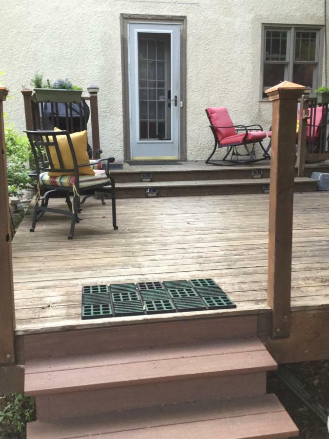 Bed & Breakfast Private And Bath In Charming Minneapolis