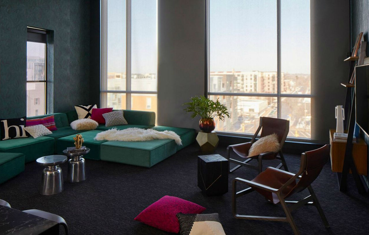 Hotel Moxy Uptown 2*