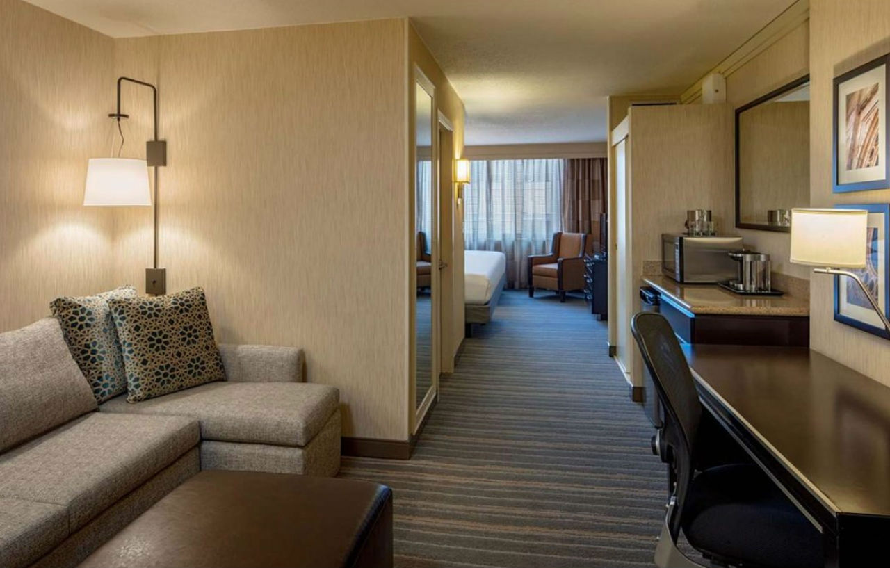 Doubletree By Hilton Downtown Hotel